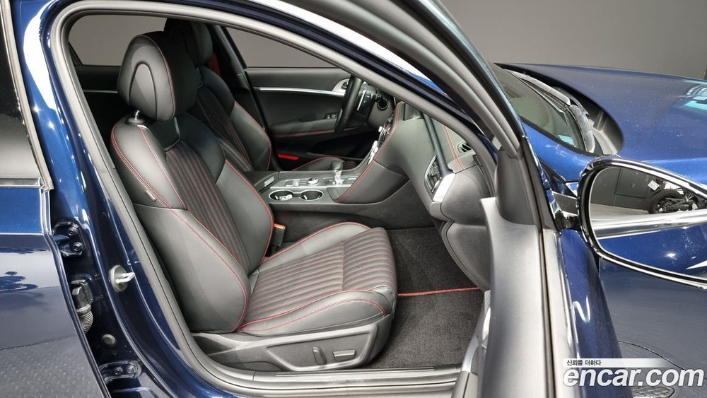 Genesis The New G70 Бензин 2.0T 4WD (12.2020)