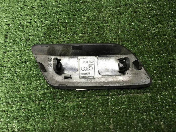 Крышка форсунки левая Audi A6 5 C8 (2018-2023)