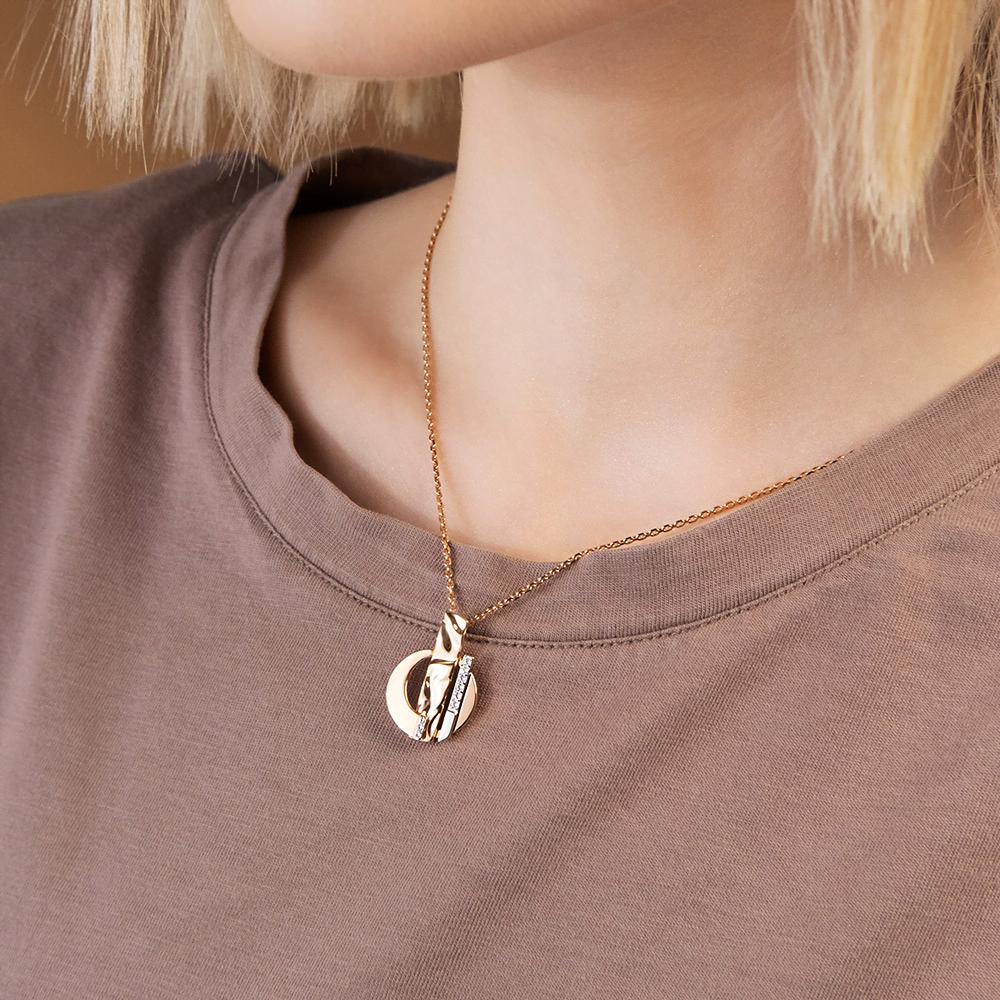 Подвеска «Индивидуальность» из комбинированного золота с натуральными топазами white