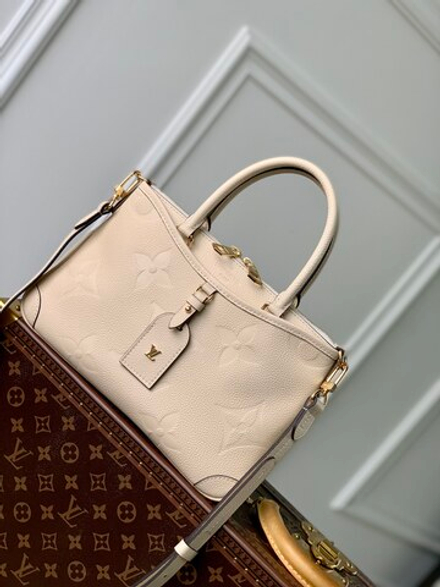 Louis Vuitton Trianon PM