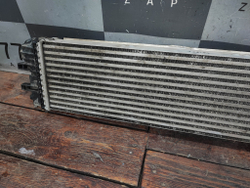 Интеркулер Mercedes V-Class (W447) 14-нв Б/У Оригинал A4475011301