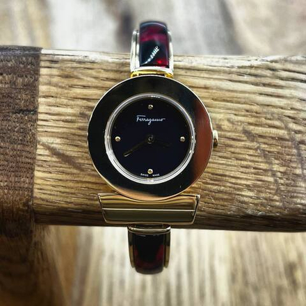 Часы Salvatore Ferragamo