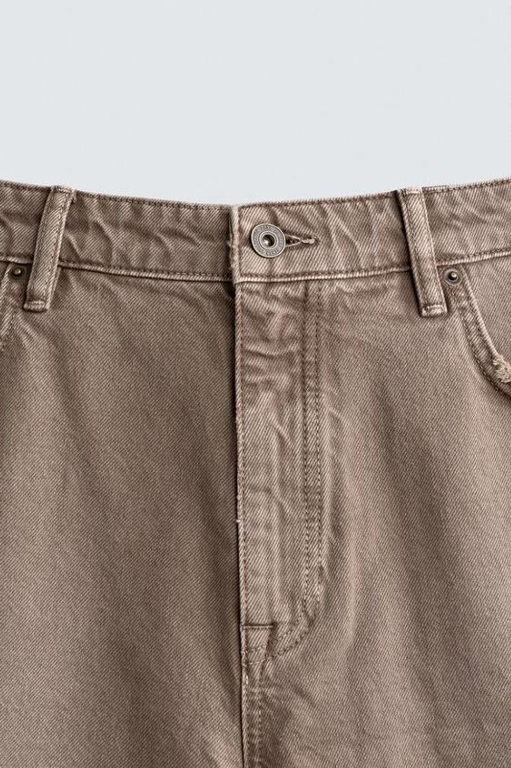 ZARA ДЖИНСОВЫЕ ШОРТЫ RELAXED FIT, КОРИЧНЕВЫЙ