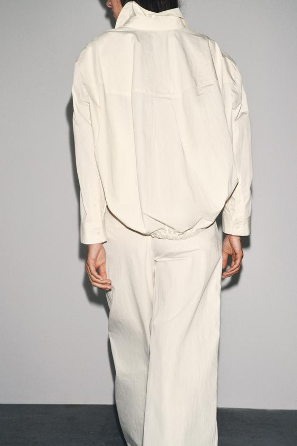 ZARA БРЮКИ ZW COLLECTION С МОЛНИЕЙ СЗАДИ, ЭКРЮ