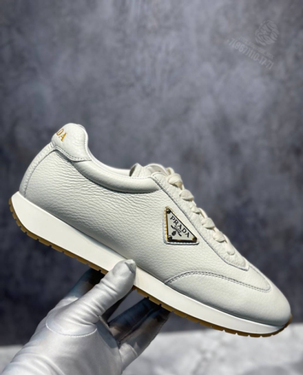 Кроссовки Prada