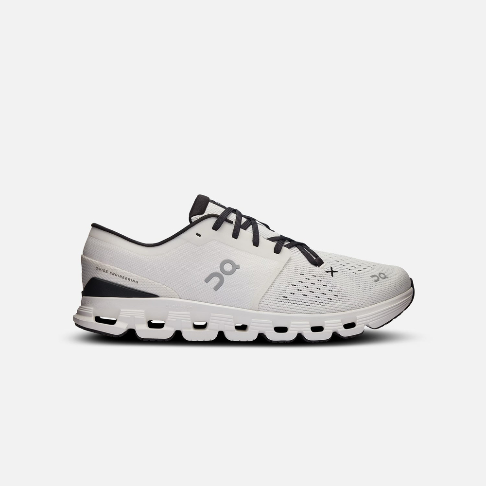 Кроссовки мужские ON Cloud X 4 Sneaker Ivory/Black