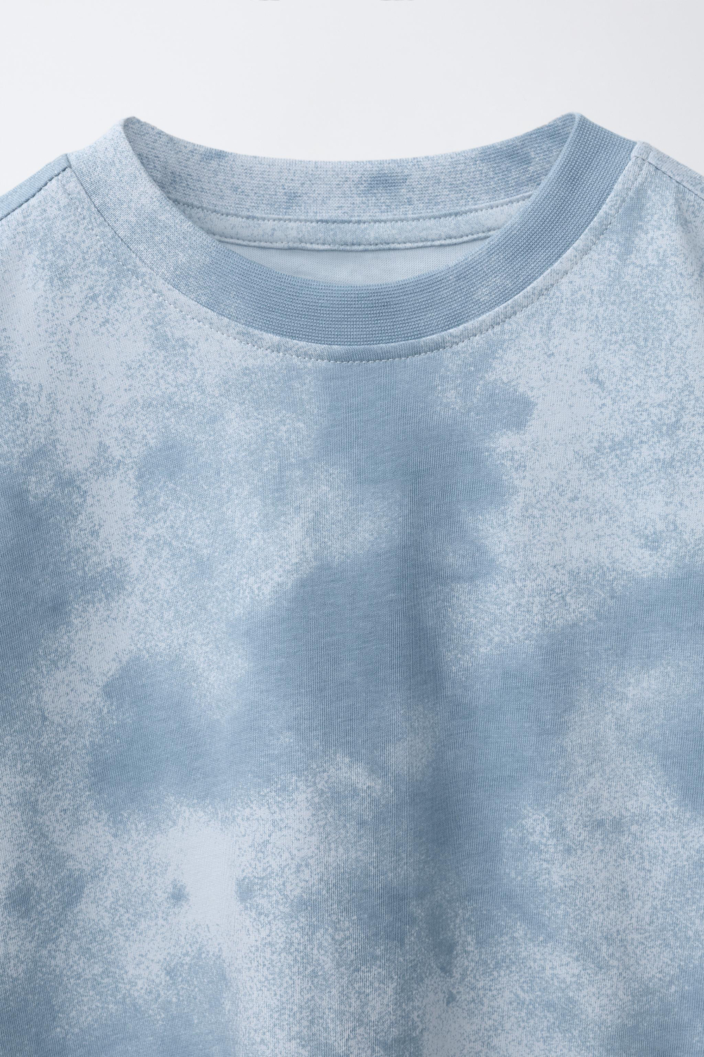 ZARA СПОРТИВНАЯ ФУТБОЛКА TIE-DYE, СИНИЙ/БЕЛЫЙ