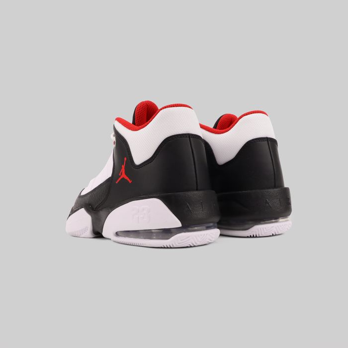 Кроссовки Jordan Max Aura 3 артикул:CZ4167-161 - купить в магазине Дайс