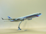 Модель самолета Ил-96-400ПУ (М1:100, СЛО Россия)