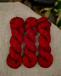 Носочный твид "Deep red" (Насыщенный красный)