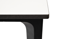 "Малага" обеденный стол из HPL 90х90см, цвет молочный, каркас черный