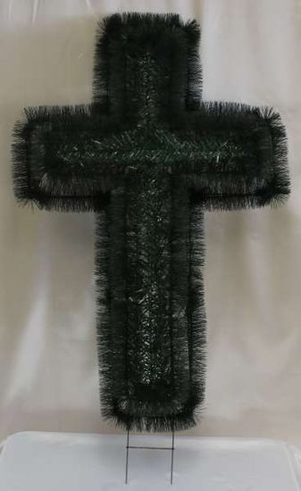 Фон Венок КРЕСТ средний (ёлка/ёрш) 15022