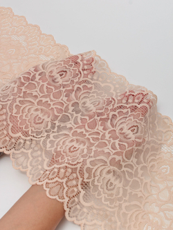Эластичное кружево бежевое ширина 21 см