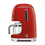 Капельная кофеварка красная стиль 50-х Smeg DCF02RDEU сбоку