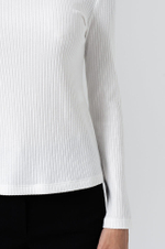 23168 Водолазка женская (молочный)