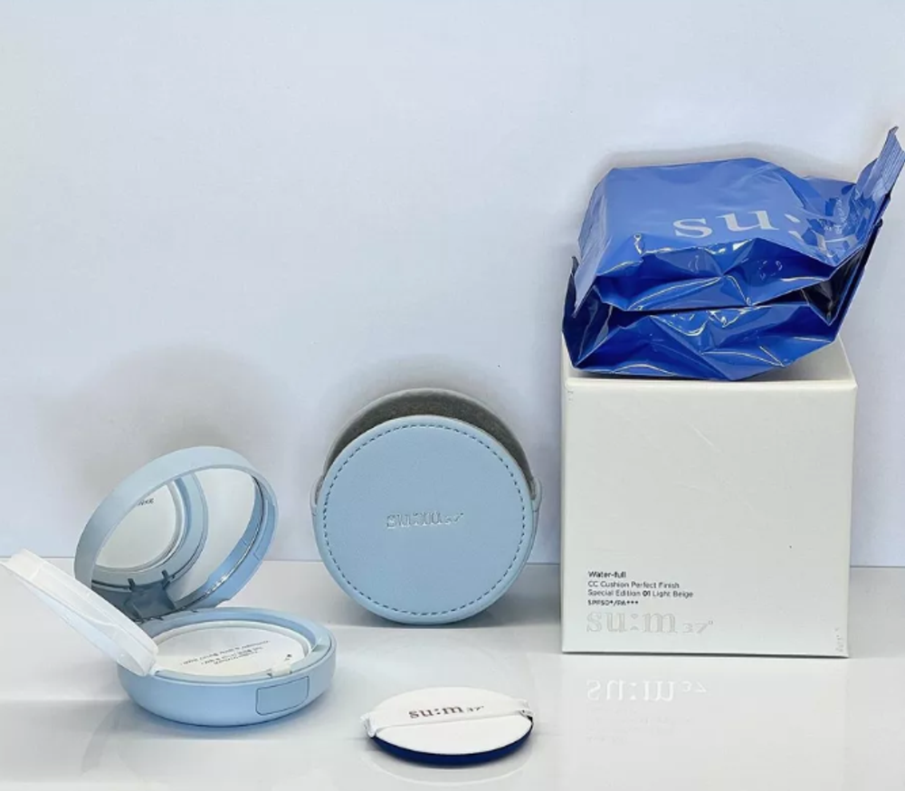 Кушон SUM37 WATER-FULL CC CUSHION PERFECT FINISH SPECIAL SET #01 LIGHT BEIGE