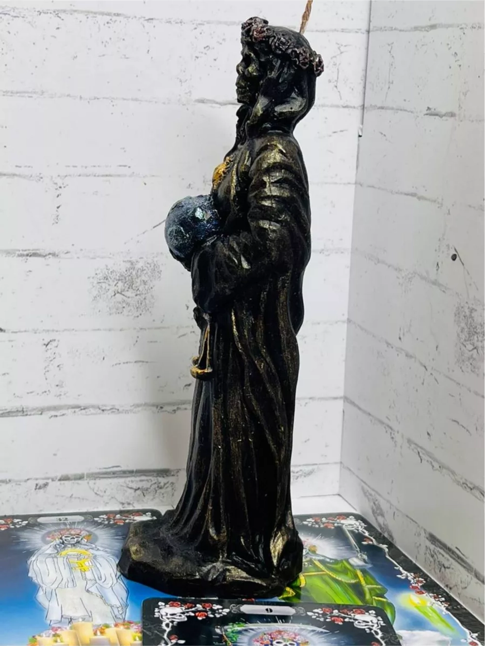 Свеча магическая "Санта Муэрте"