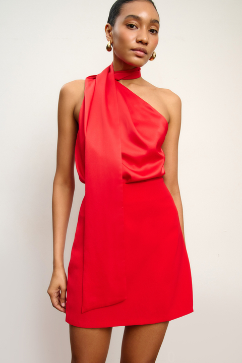 Топ на одно плечо из сатина