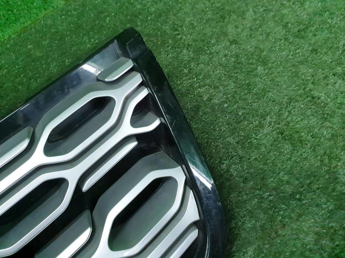 Решетка радиатора Land-Rover Discovery Sport (2019-н.в.)