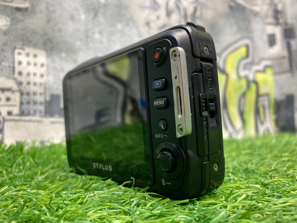 Olympus Tough TG-630 iHS