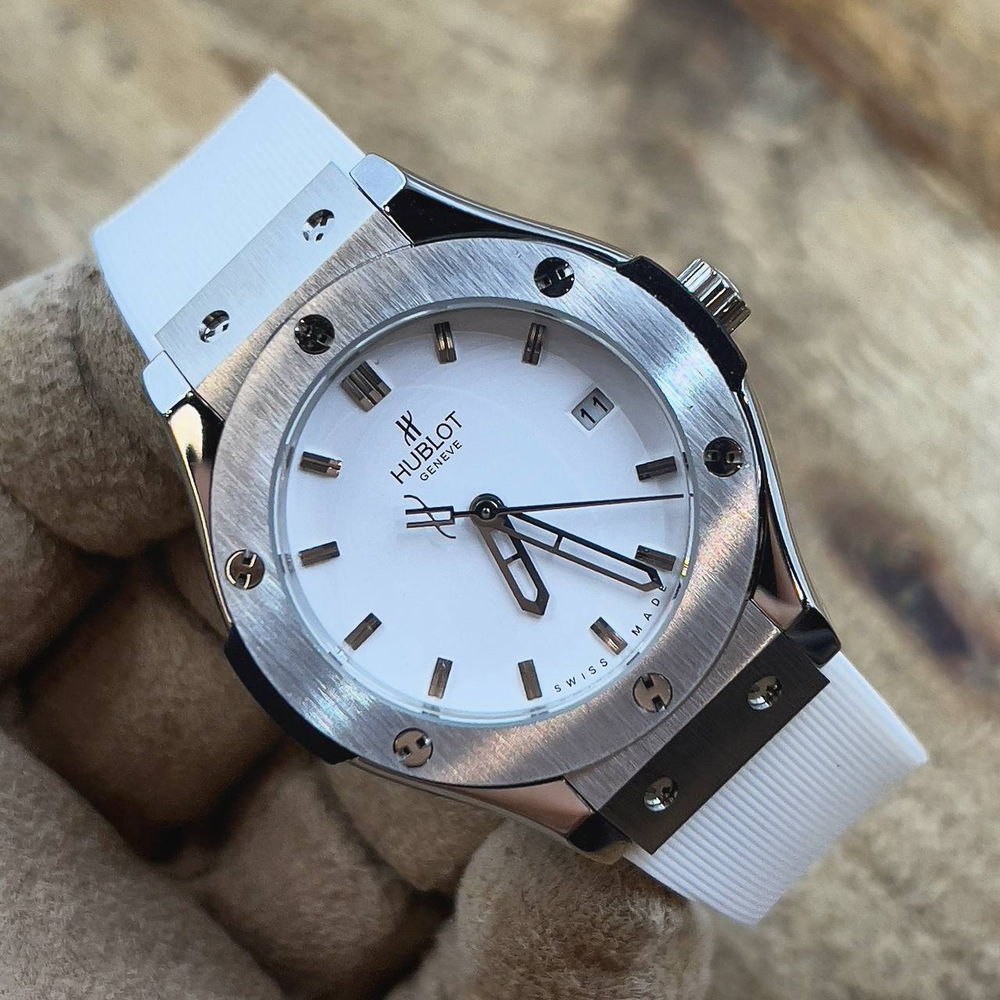 Часы Hublot