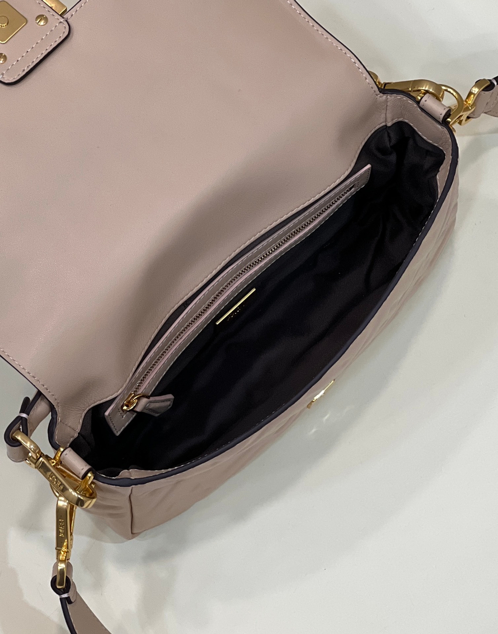 Fendi Baguette 27 cm