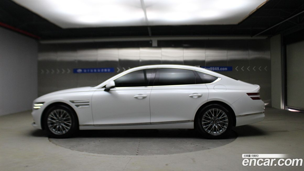 Genesis G80 (RG3) Бензин 2.5 Turbo AWD (10.2023)