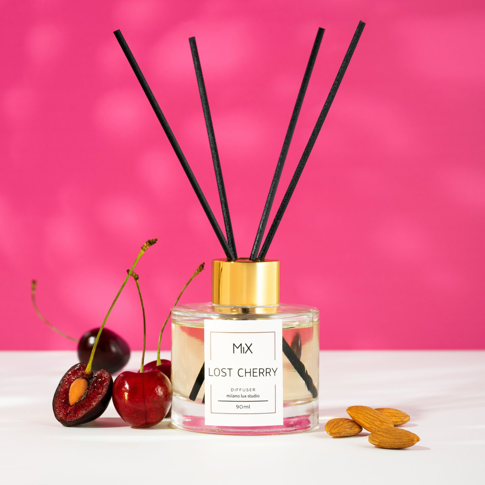 Диффузор для дома Lost Cherry в подарочной упаковке; 90мл