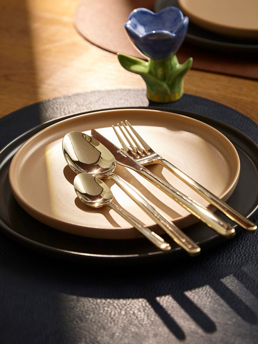 Набор столовых приборов Pure, золотистые глянцевые, 16 пред.