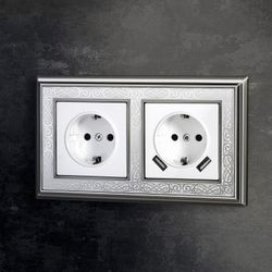 Розетка с заземлением и со шторками и 2хUSB, без рамки Werkel белый W1171501