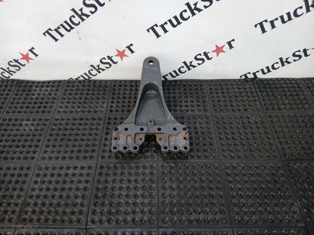 Кронштейн полурессоры задний