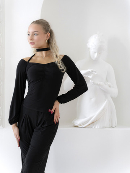 Топ с рукавами-фонариками