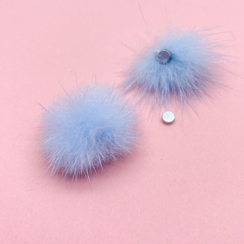 Zoo Пушок на магните голубой для дизайна ногтей