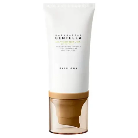 SKIN1004 Легкий солнцезащитный крем с центеллой азиатской Madagascar Centella Air-Fit Suncream Light SPF30 PA++++, 50 мл.