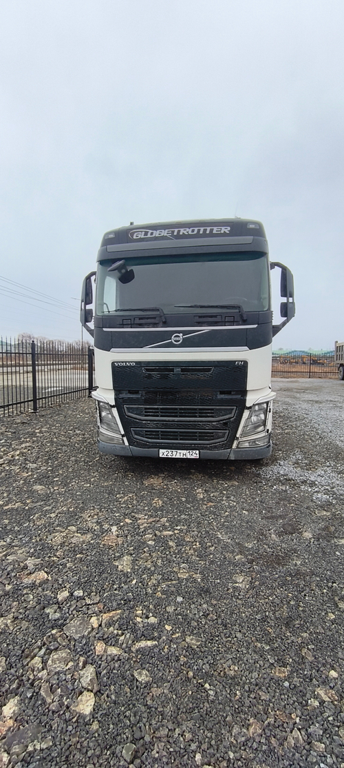 Volvo FH 6x4 Седельный тягач FH-TRUCK (Дизельный, 12,8 л, 428 л.с., АТ)