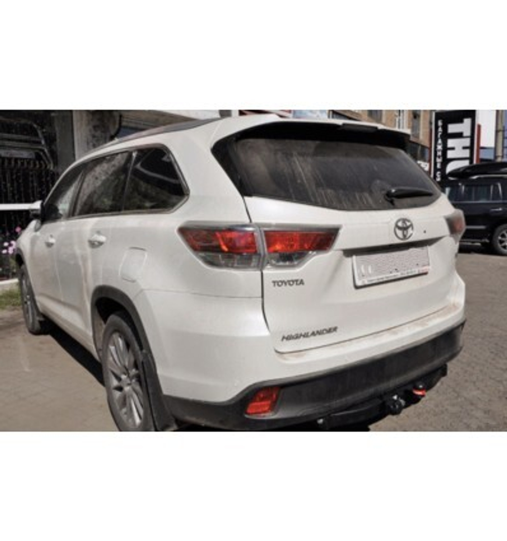 Фаркоп Oris на Toyota Highlander 2014-2020 (паспорт и сертификат в комплекте,без электрики) 3088-F