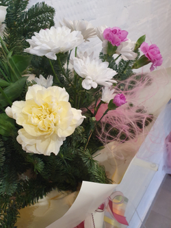 Авторский букет "новогодние сливки "