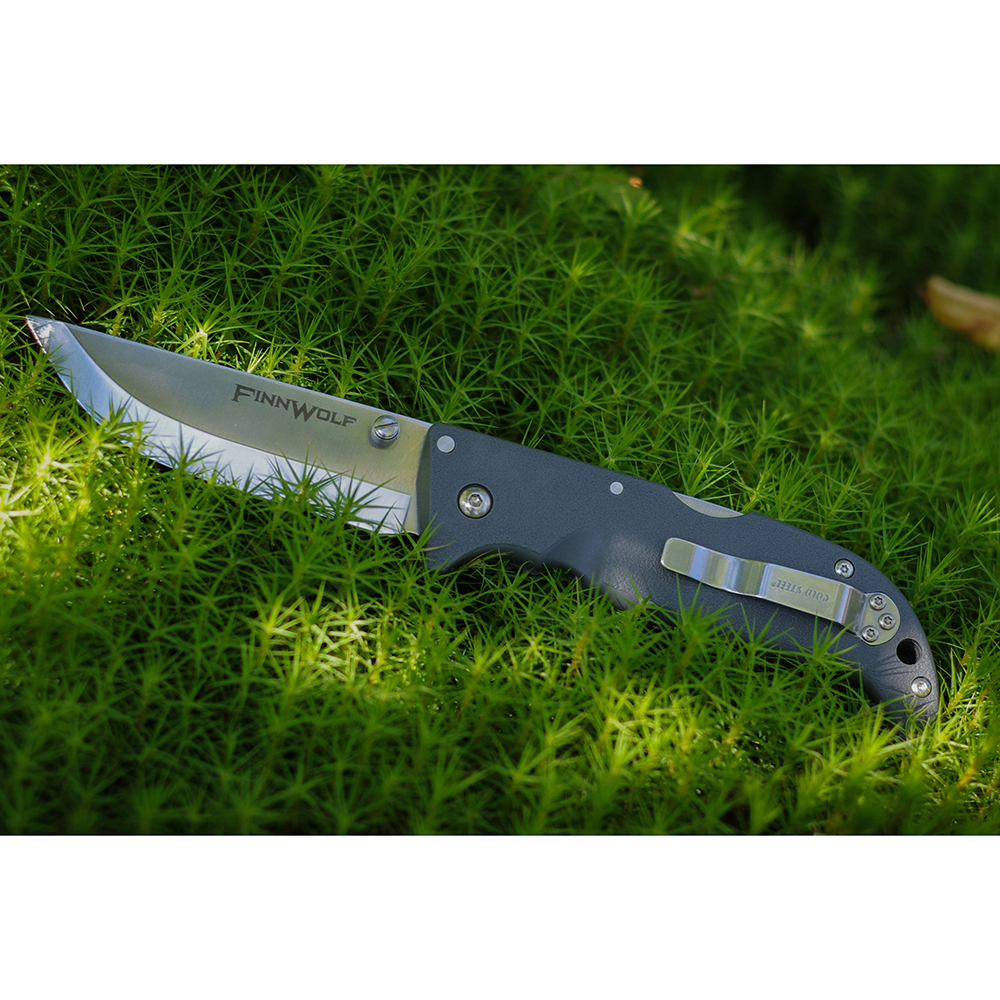 CS_20NPF Finn Wolf - нож склад., рук-ть серый пластик, клинок AUS 8A