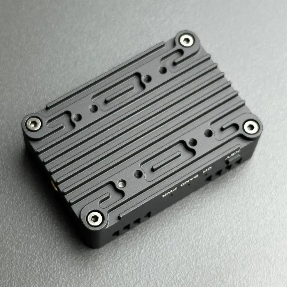 Видеопередатчик Foxeer Reaper 3.3G 4W 40CH VTx Tramp