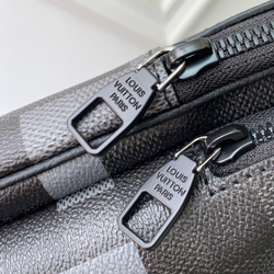 Louis Vuitton Avenue Slingbag
