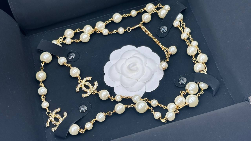 Бусы CHANEL