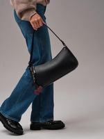 Кожаная сумка багет кросс-боди черный