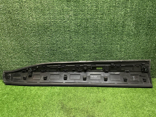 Накладка двери передняя правая Zeekr 001 (21-нв)