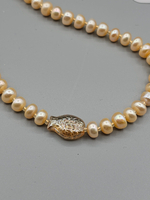 Колье "Жемчужная Рыбка", ручная работа, натуральный камень, вставка хрусталь