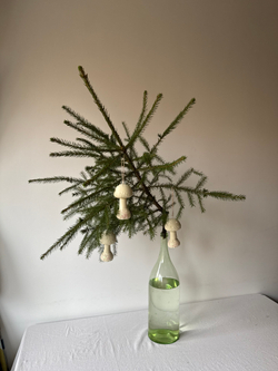 Свеча-ёлочная игрушка «Белоснежный Мухомор».