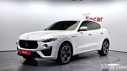 Maserati Levante 3.0 Дизель AWD GrandSport (12.2019)