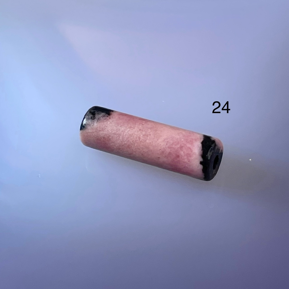 52340 Родонит Бусина 4*13мм США-9