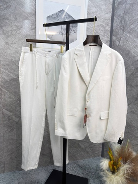 Льняной костюм Loro Piana