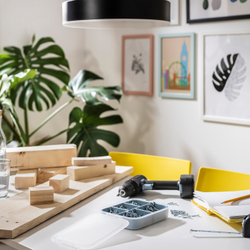 IKEA TRIXIG  (ИКЕА ТРИКСИГ)  -  Набор шурупов для дерева, 200 шт.