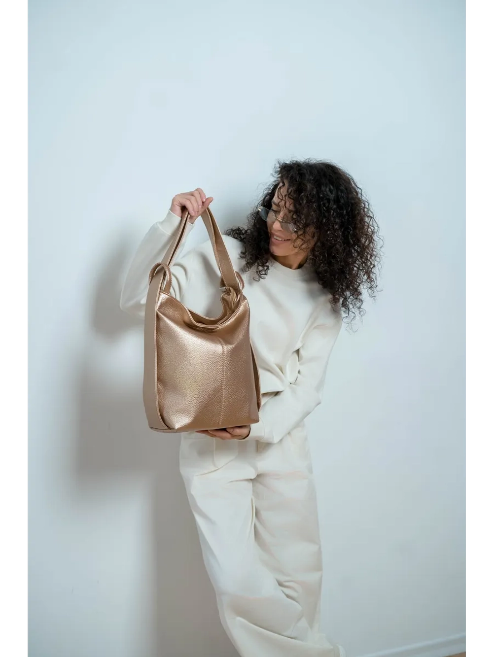 Сумка рюкзак через плечо большая трансформер